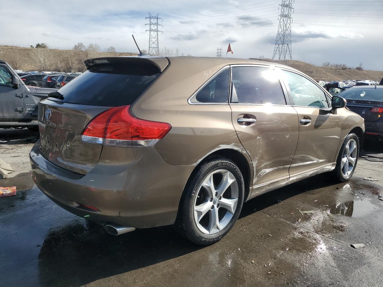 2009 Toyota Venza - Image 3