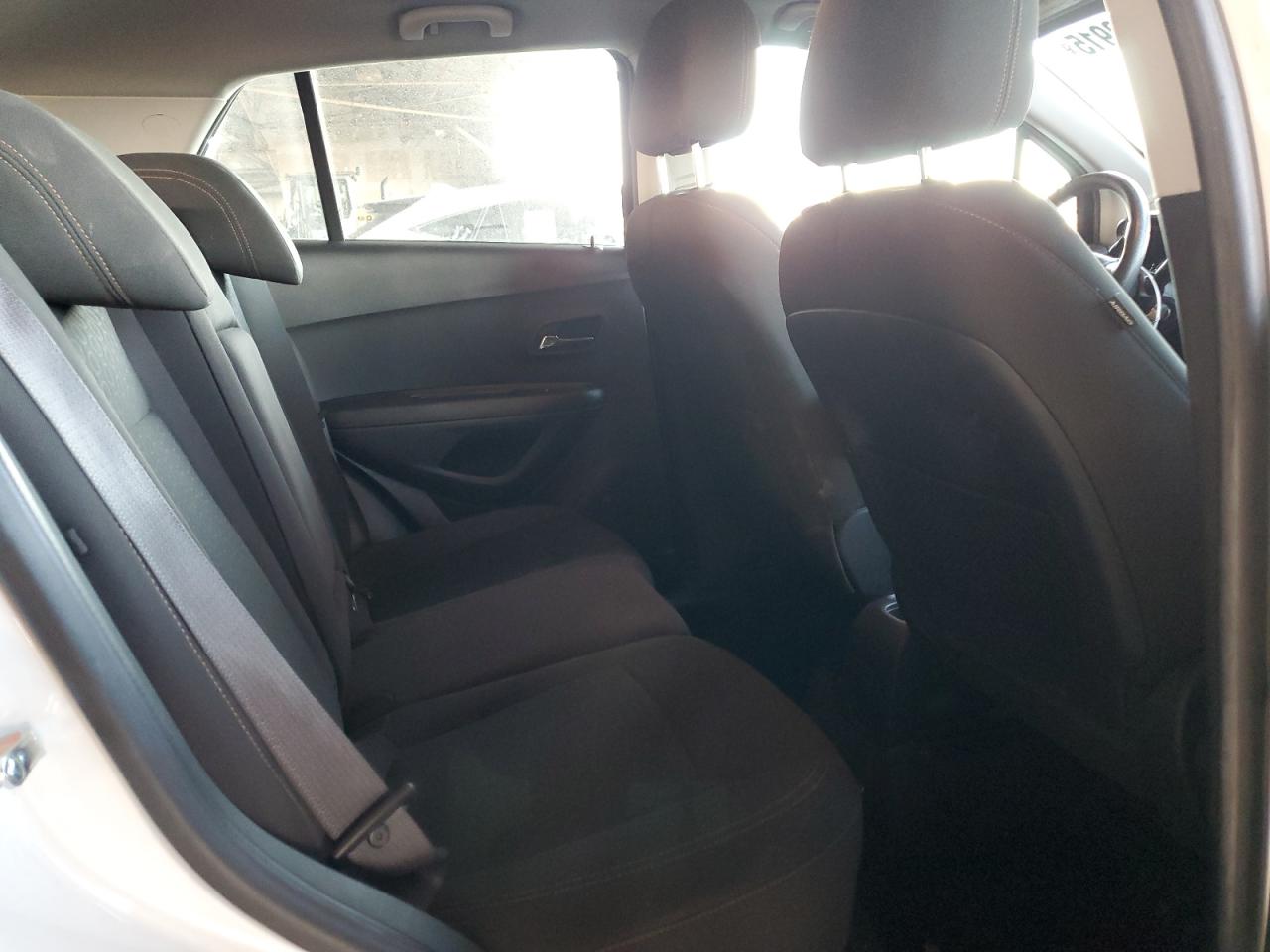 2018 Chevrolet Trax - Image 10