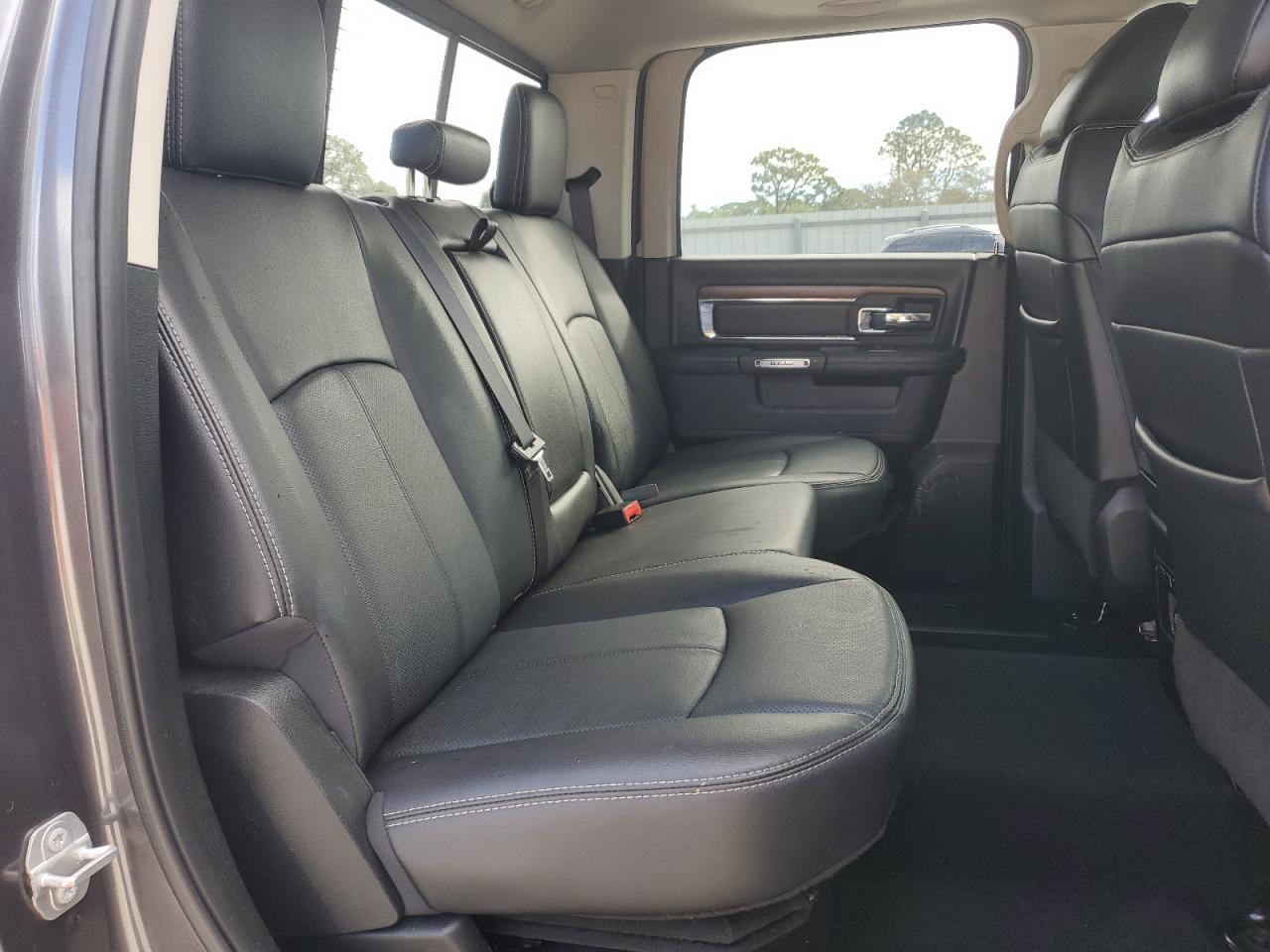 2018 RAM 1500 - Image 10