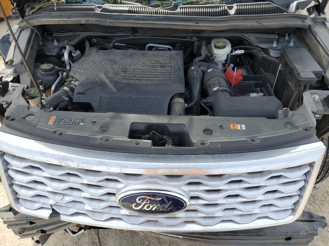 2016 Ford Explorer - Image 12
