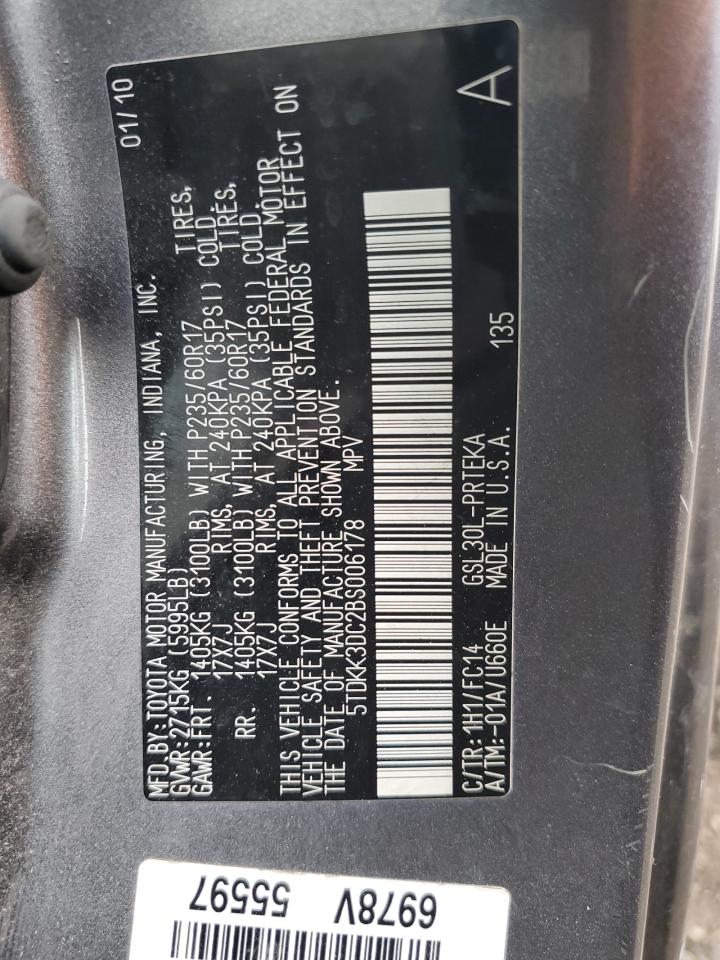 2011 Toyota Sienna - Image 14