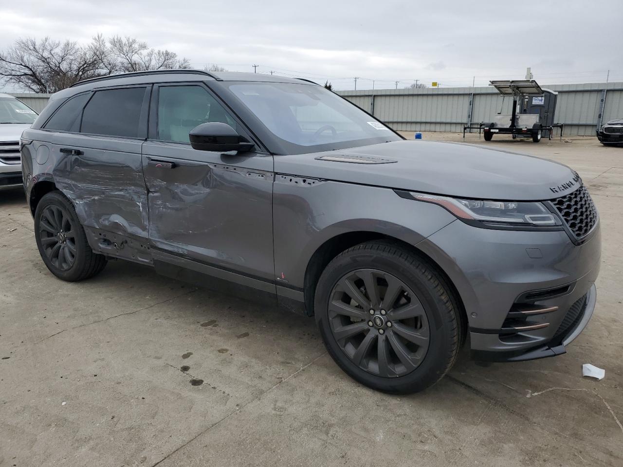 2019 Land Rover Range Rover - Image 4