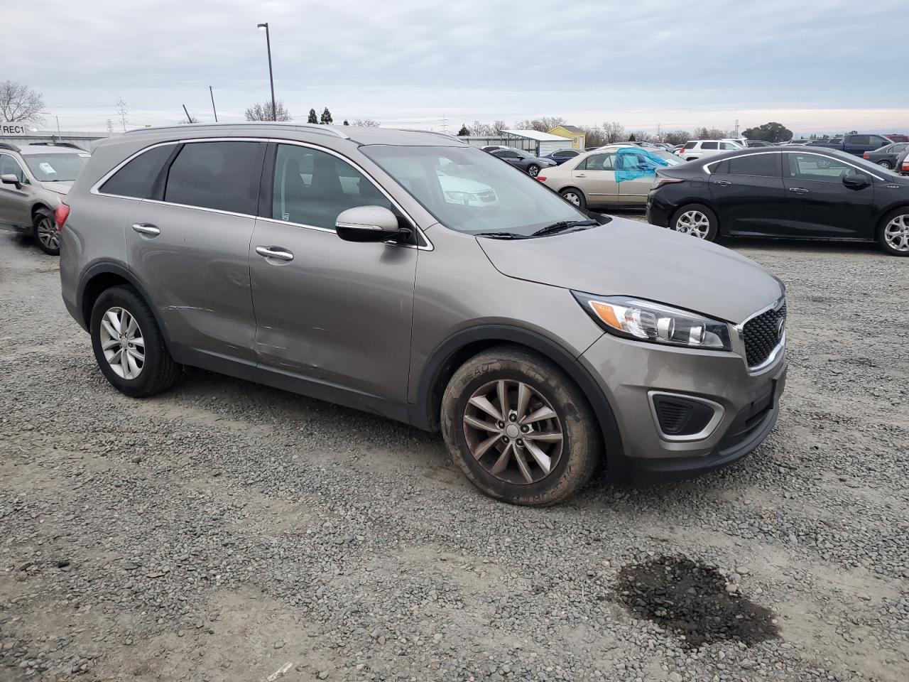 2017 Kia Sorento - Image 4