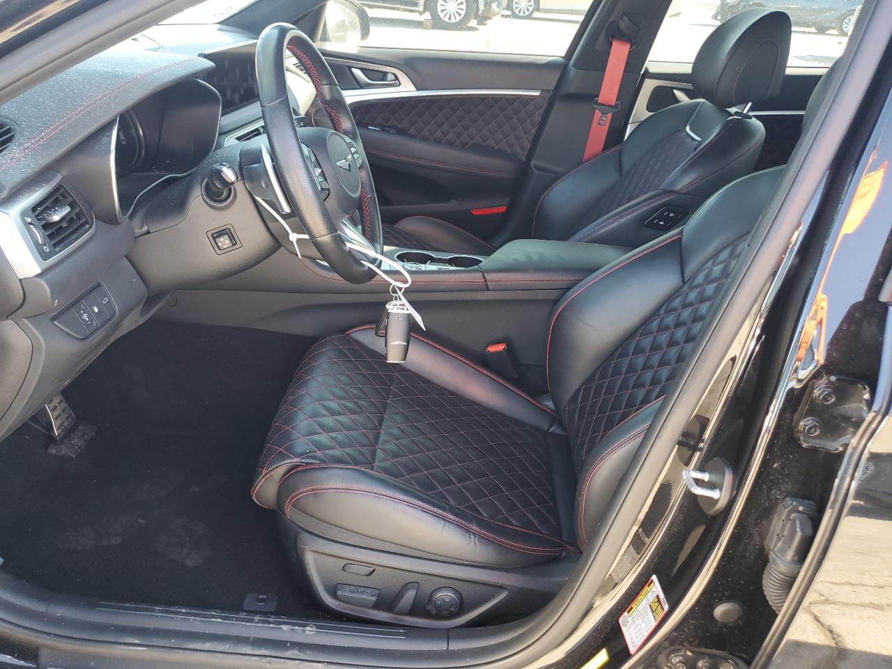 2022 Genesis G70 - Image 7