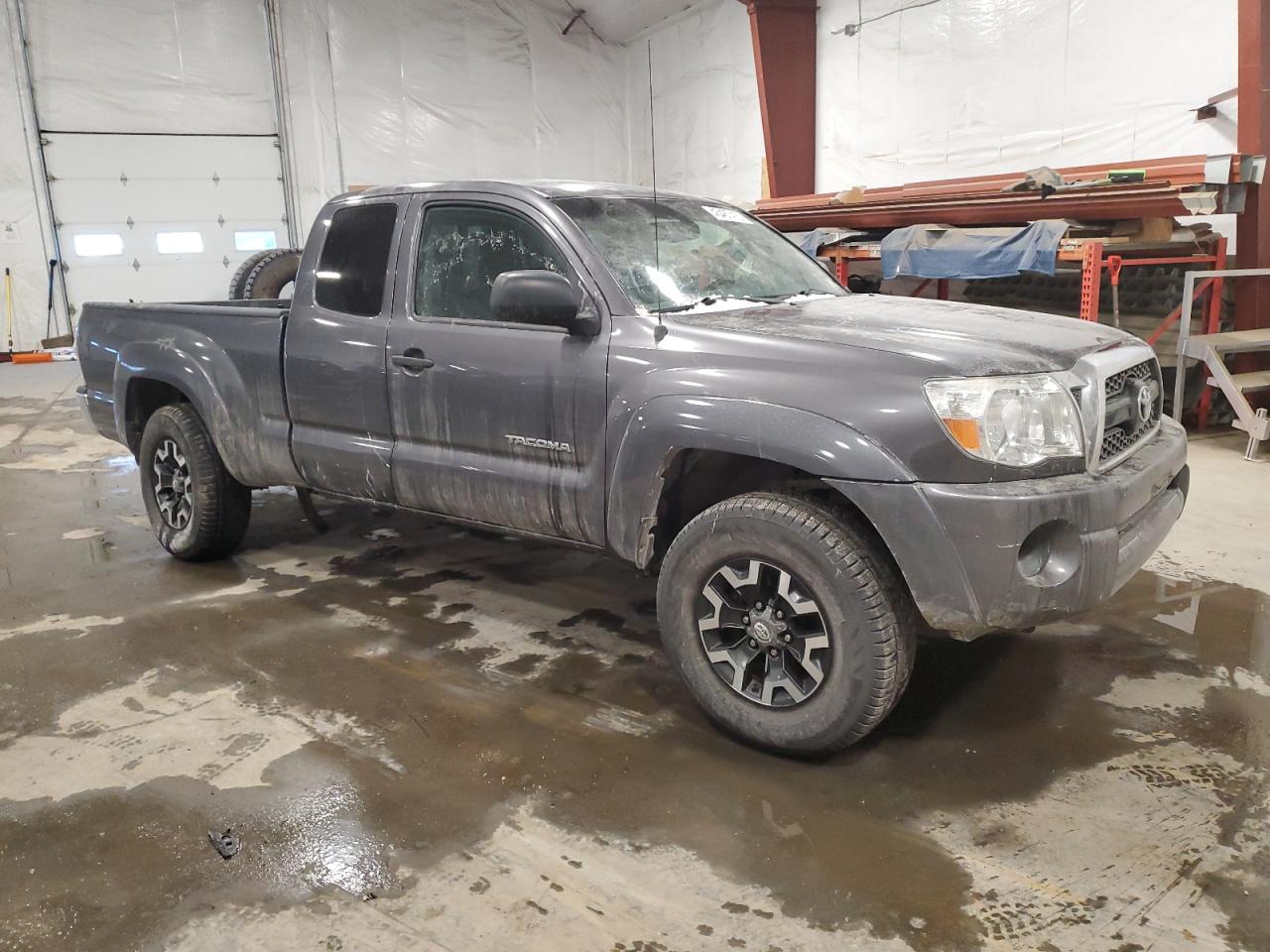 2011 Toyota Tacoma - Image 4