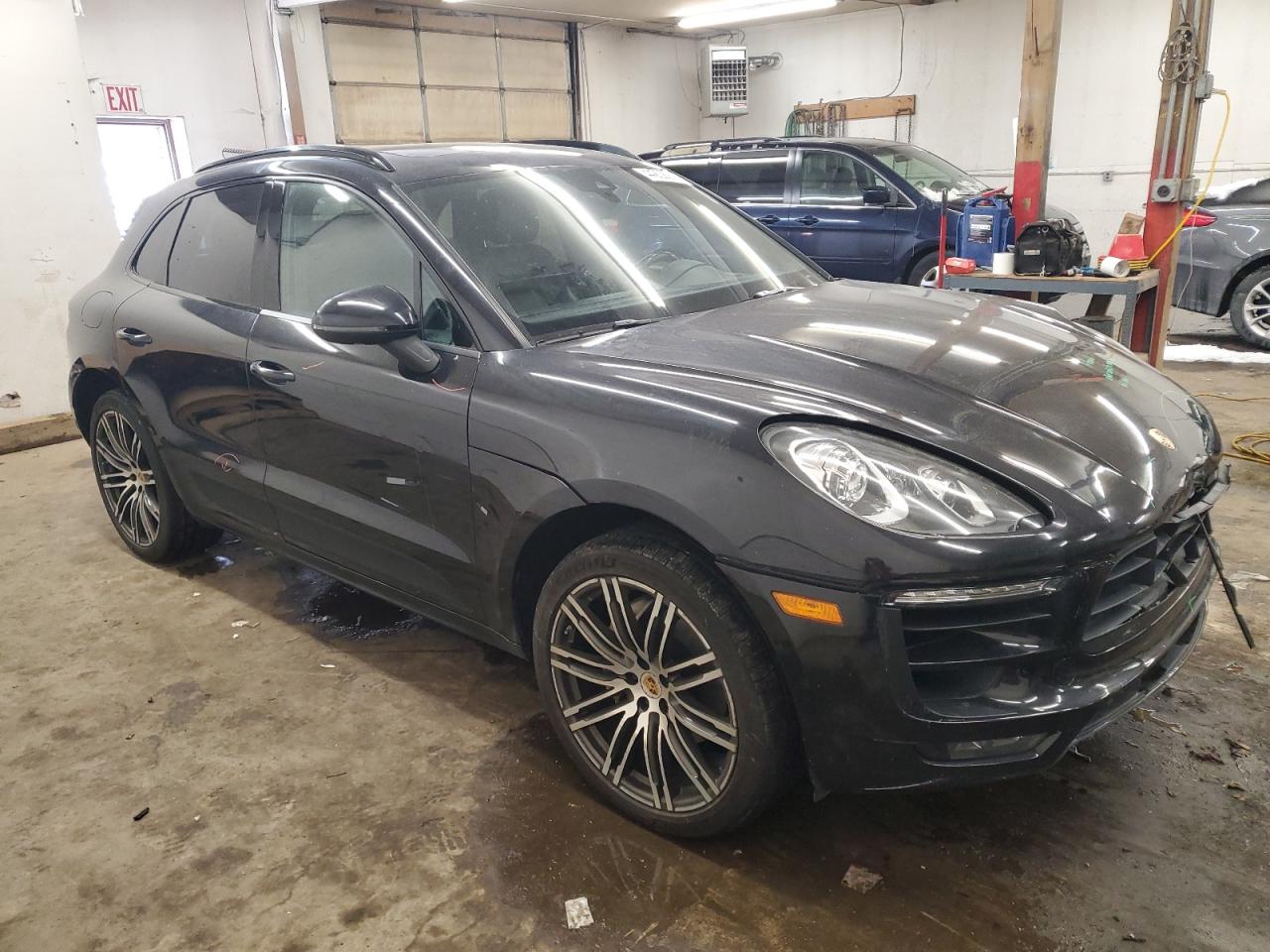 2017 Porsche Macan - Image 4