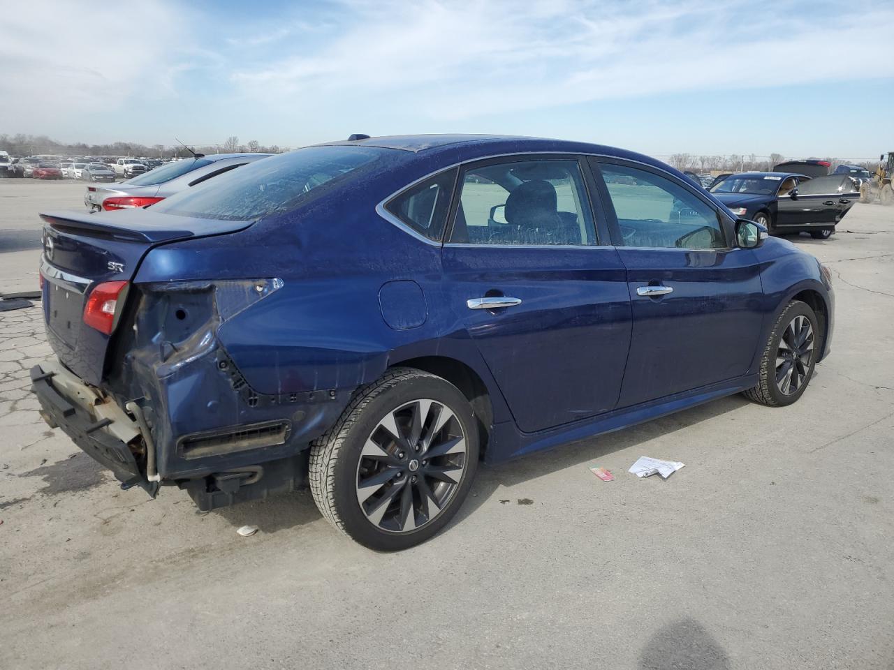 2016 Nissan Sentra - Image 3