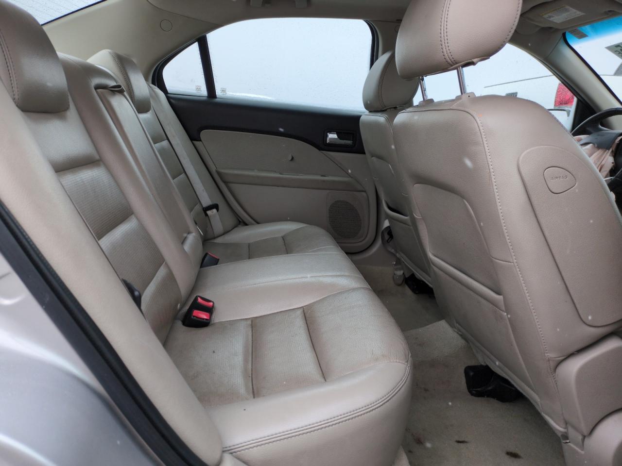2008 Ford Fusion - Image 10