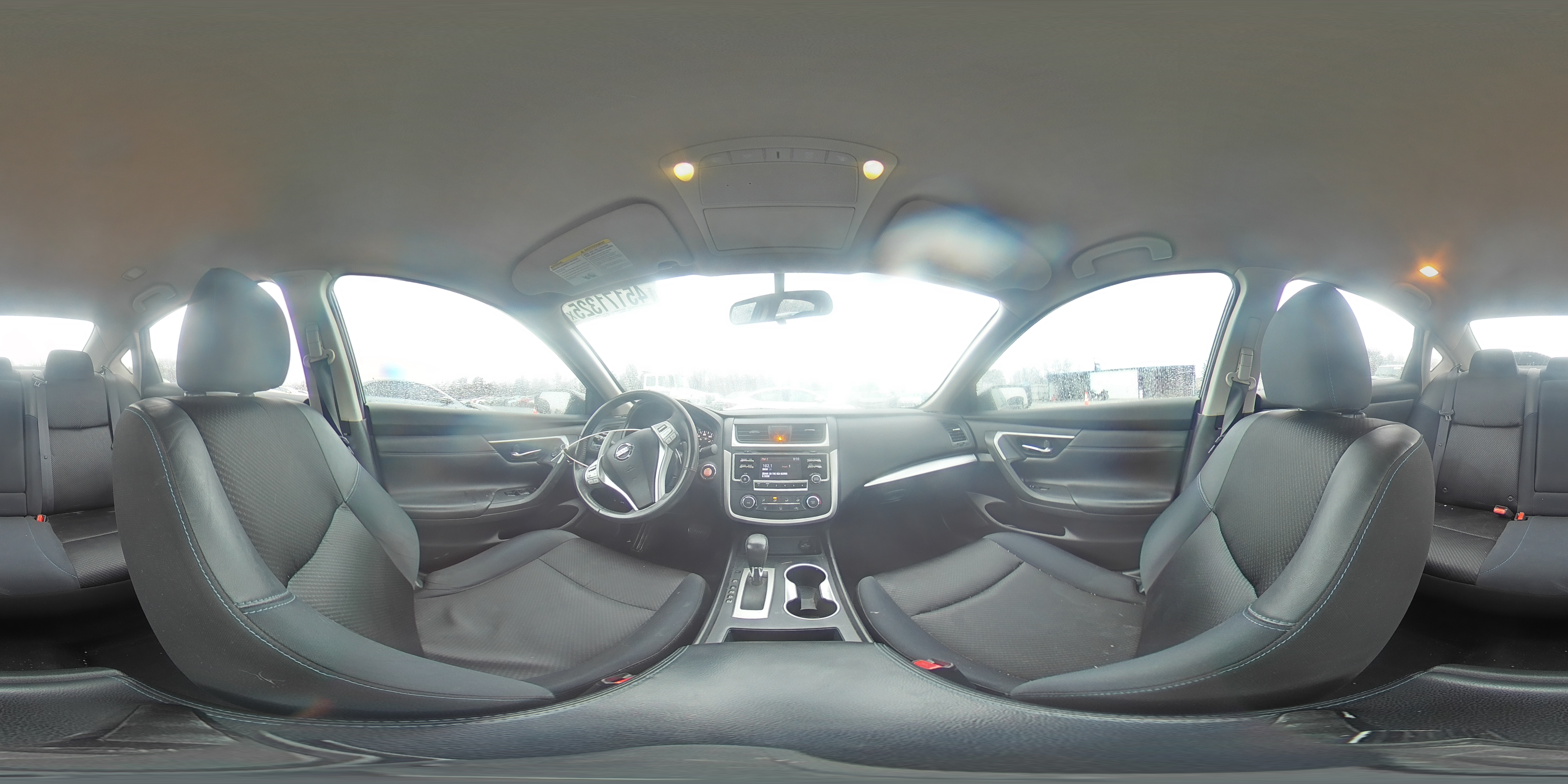 2017 Nissan Altima - Image 13