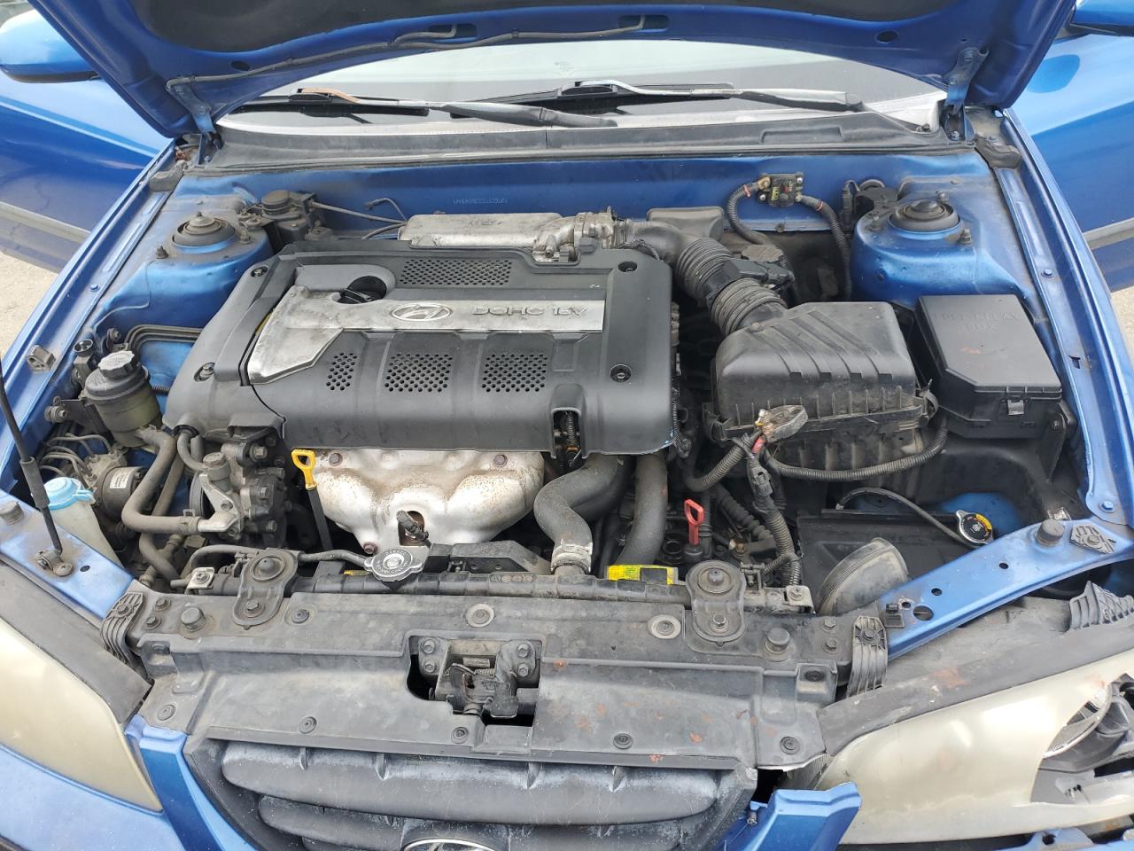 2005 Hyundai Elantra - Image 11