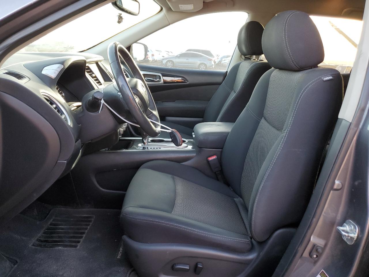 2017 Nissan Pathfinder - Image 7