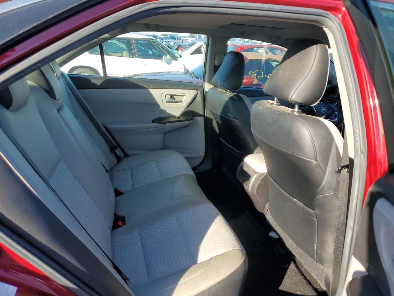 2015 Toyota Camry - Image 10
