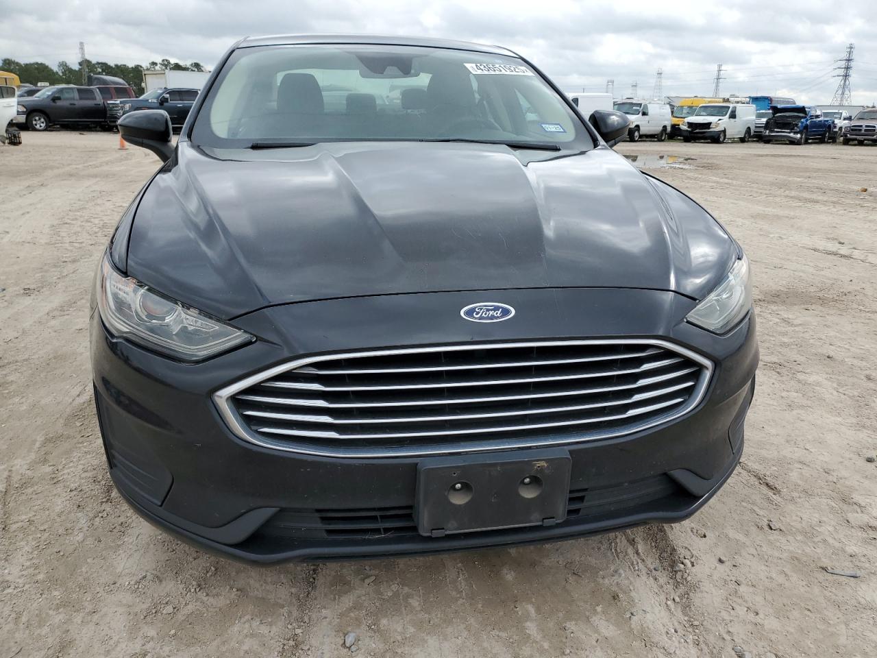 2019 Ford Fusion - Image 5