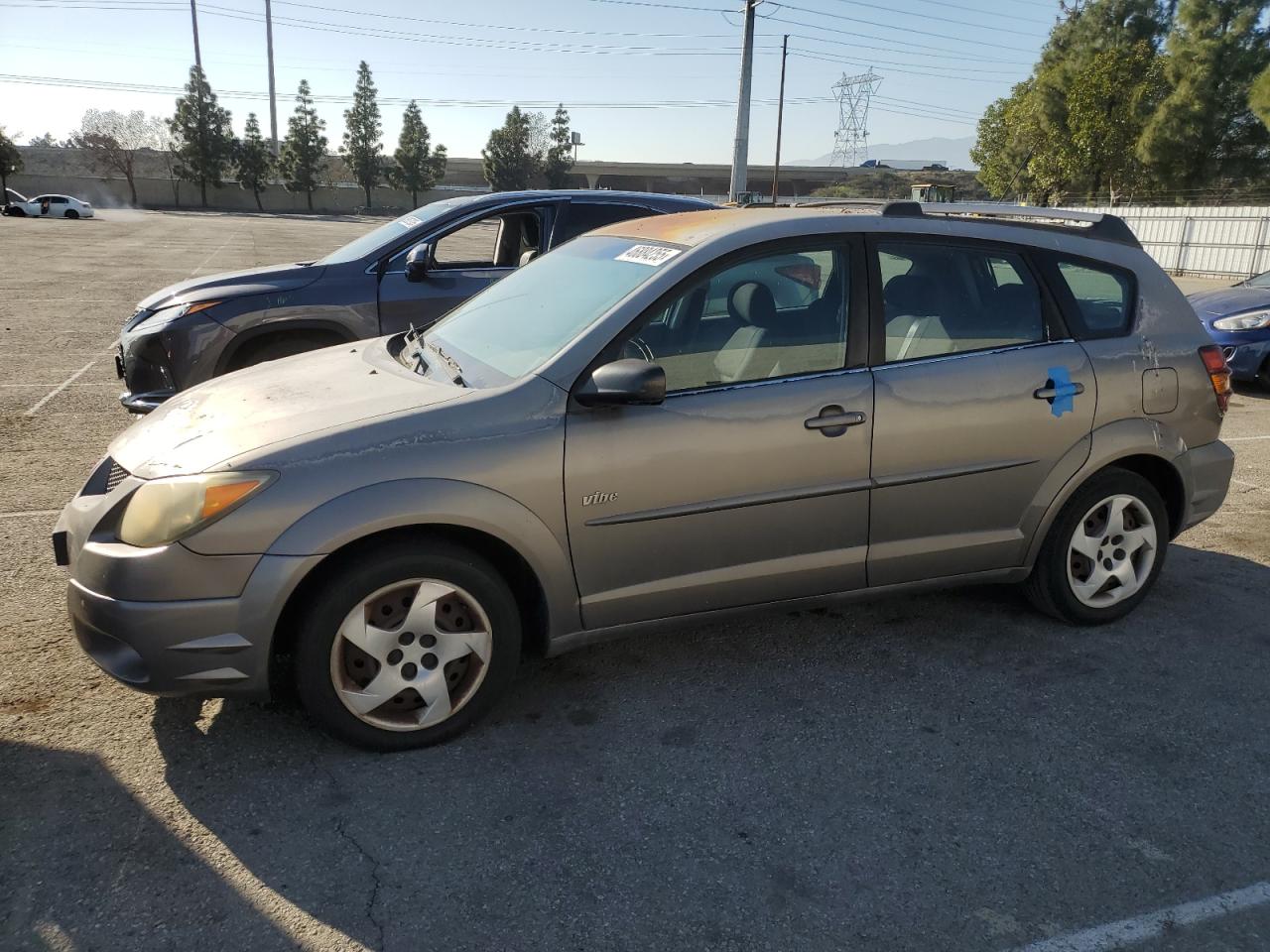 2003 Pontiac Vibe - Image 1