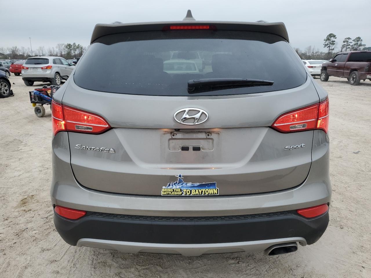 2013 Hyundai Santa Fe - Image 6