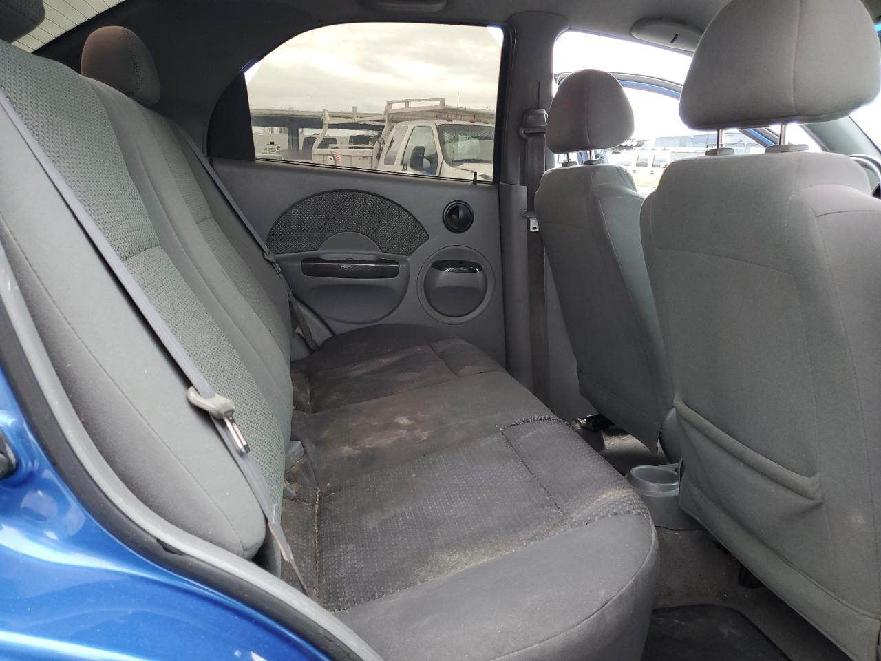 2005 Chevrolet Aveo - Image 11