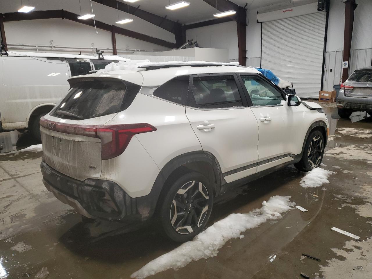 2024 Kia Seltos - Image 3