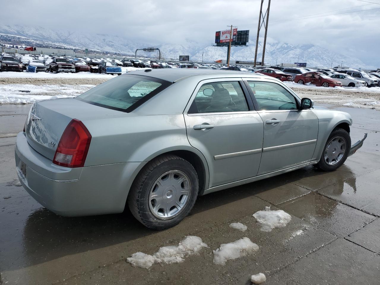 2006 Chrysler 300 - Image 3