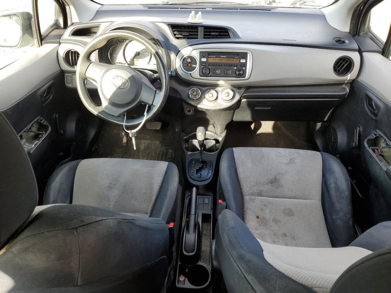 2012 Toyota Yaris - Image 8