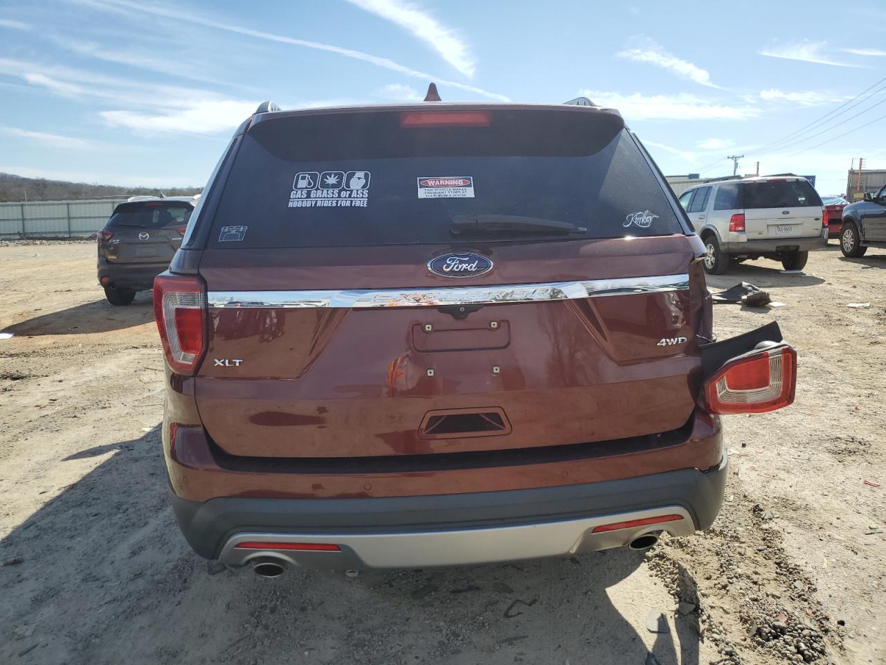 2016 Ford Explorer - Image 6