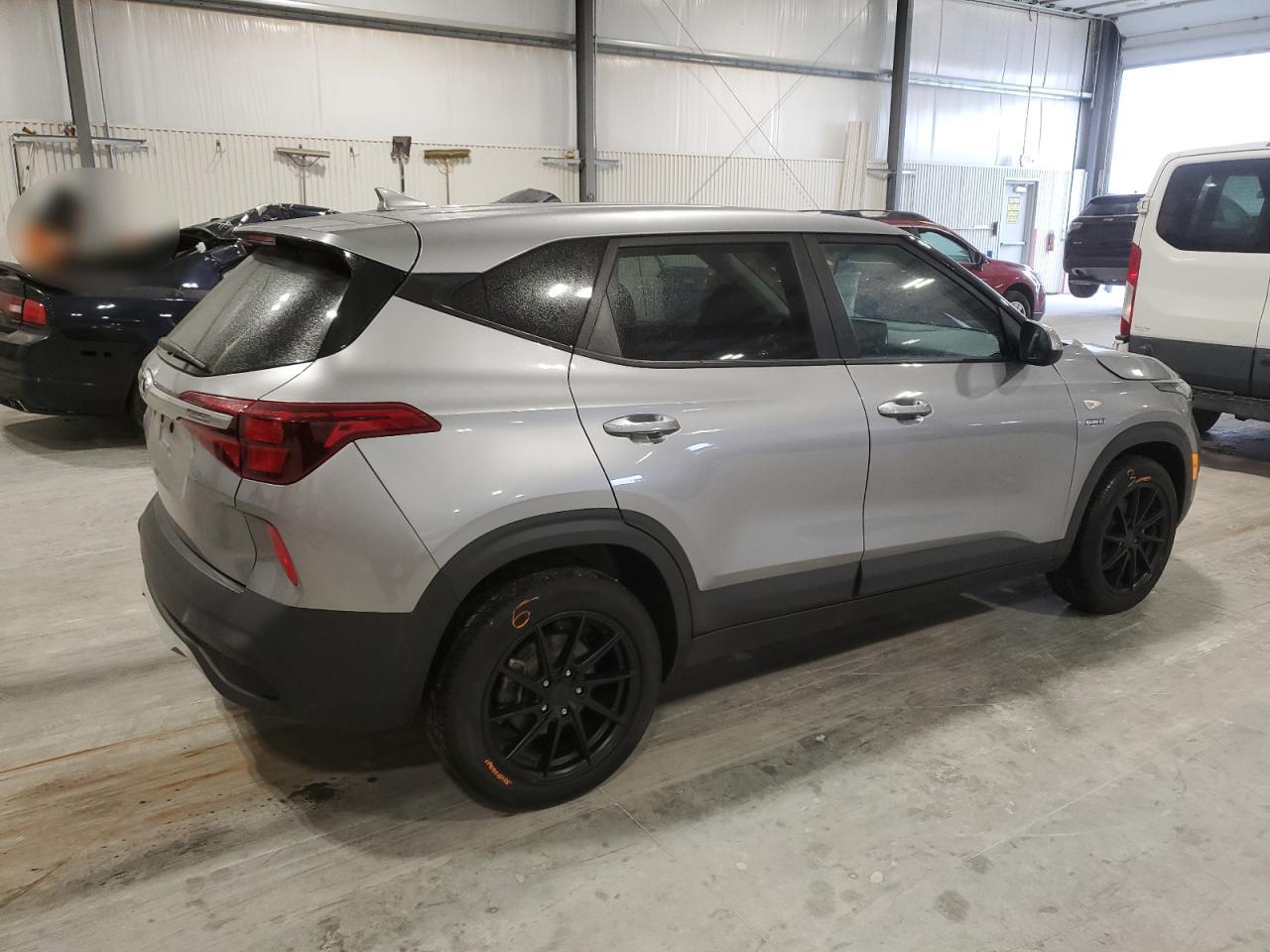 2021 Kia Seltos - Image 3