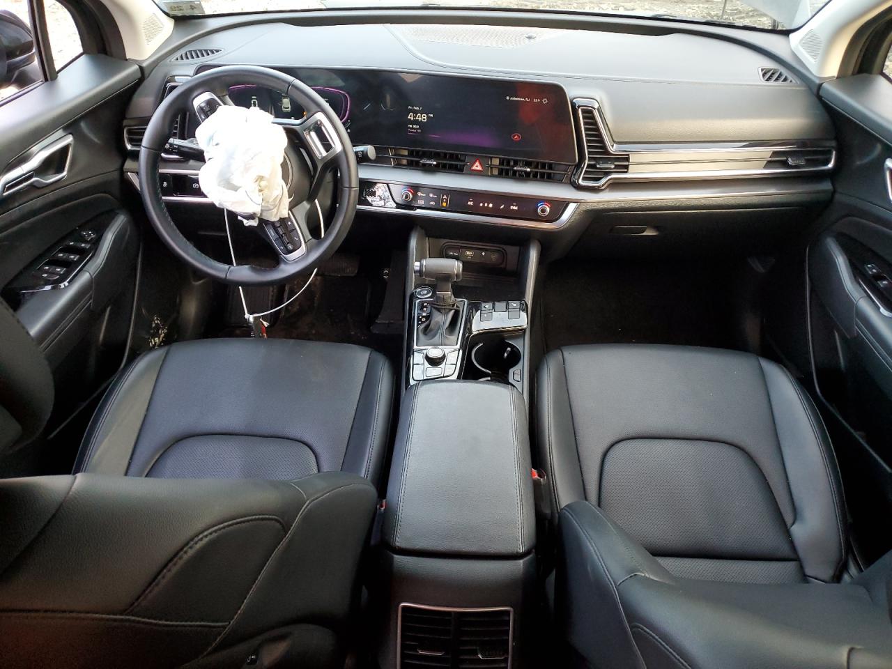 2024 Kia Sportage - Image 8