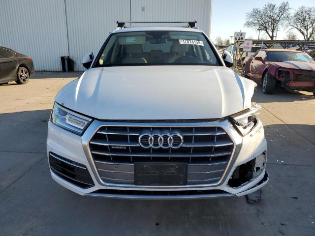  AUDI Q5 2020 Белы