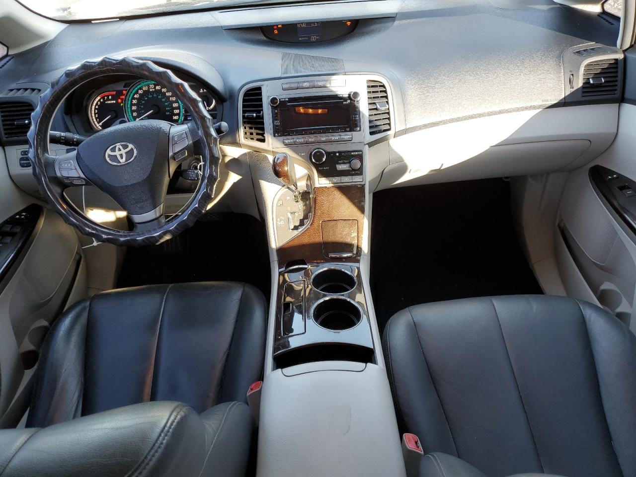 2012 Toyota Venza - Image 8