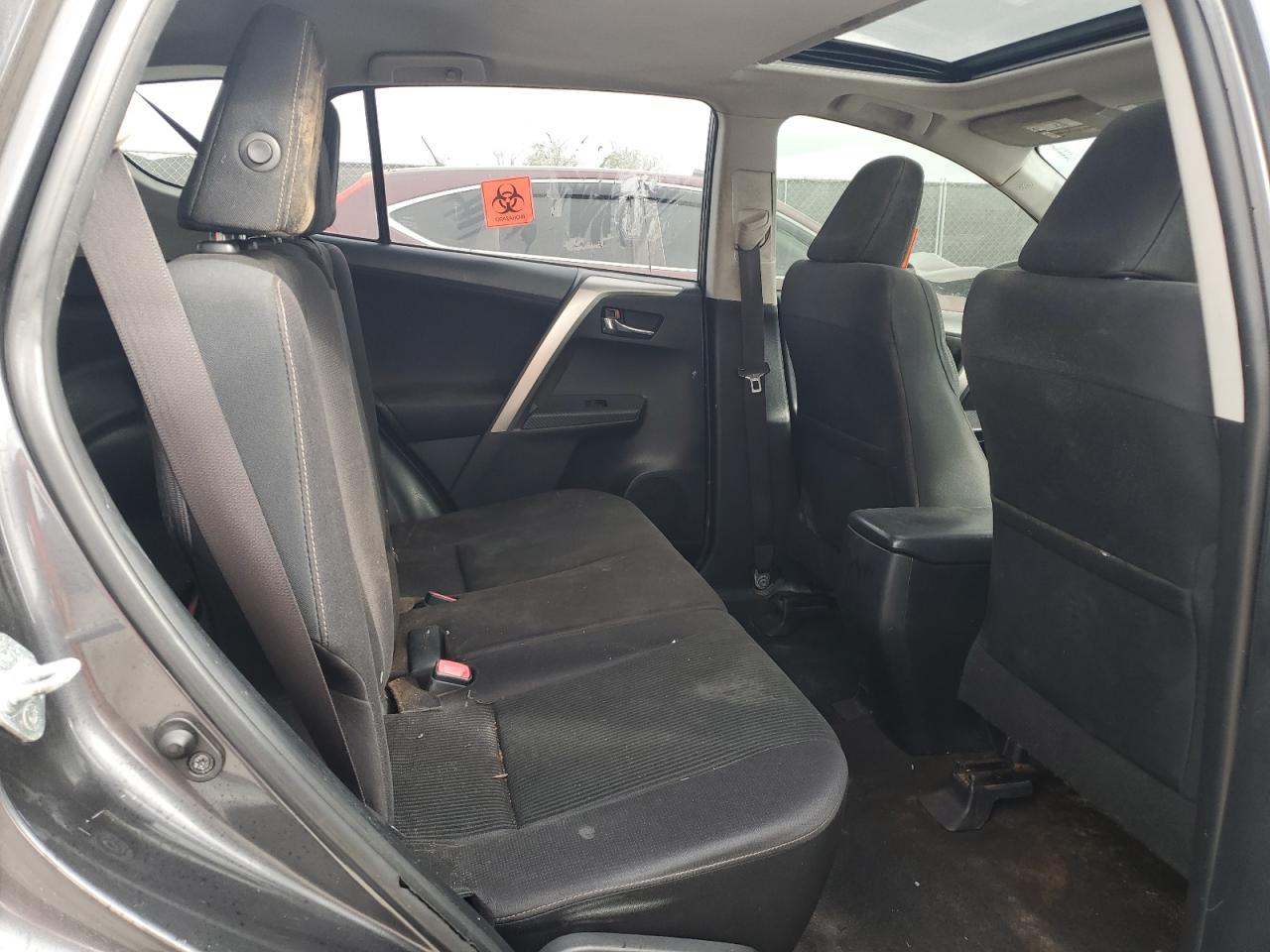 2015 Toyota RAV 4 - Image 11