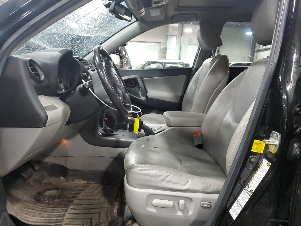 2011 Toyota RAV 4 - Image 7