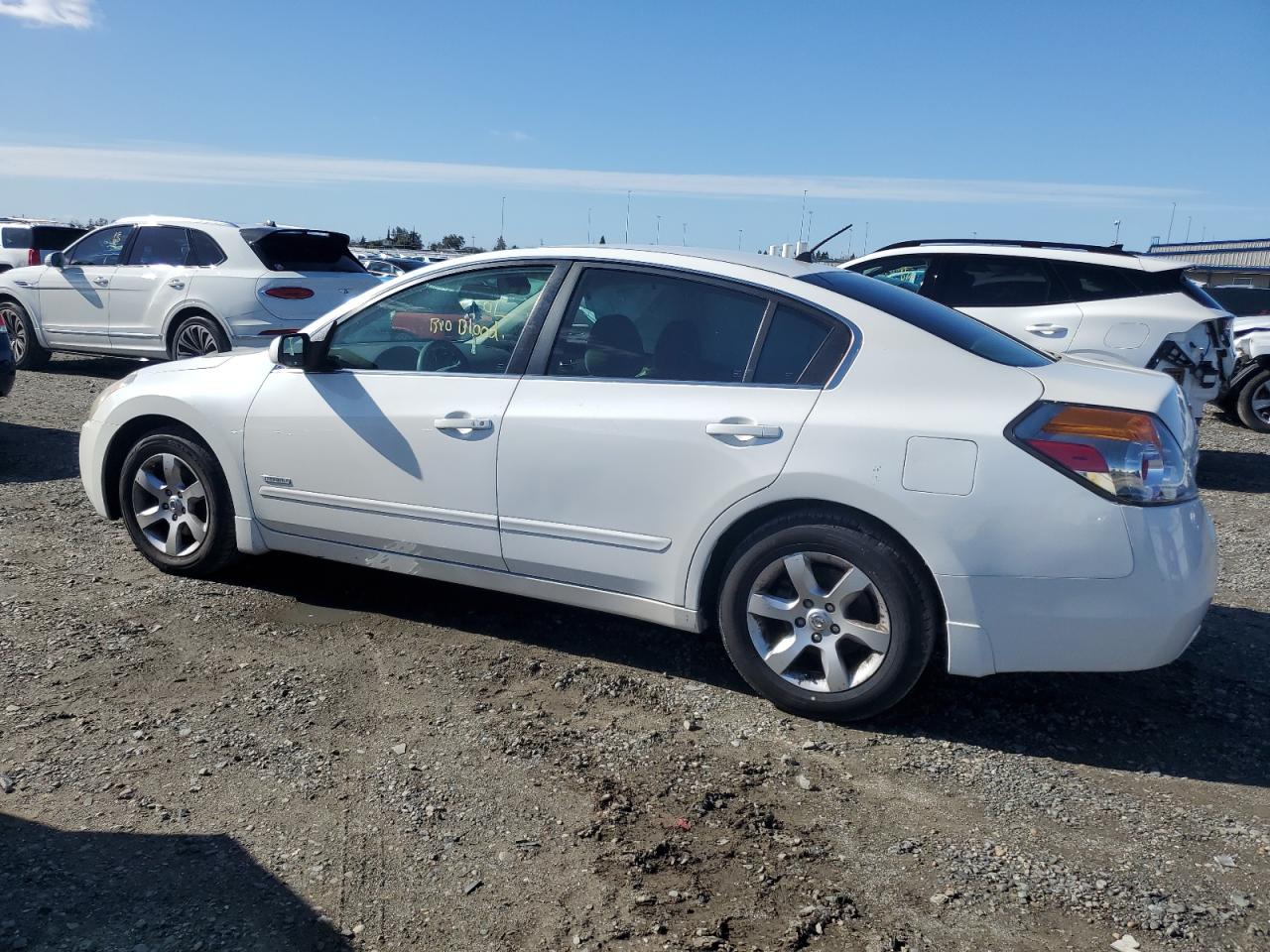 2009 Nissan Altima - Image 2