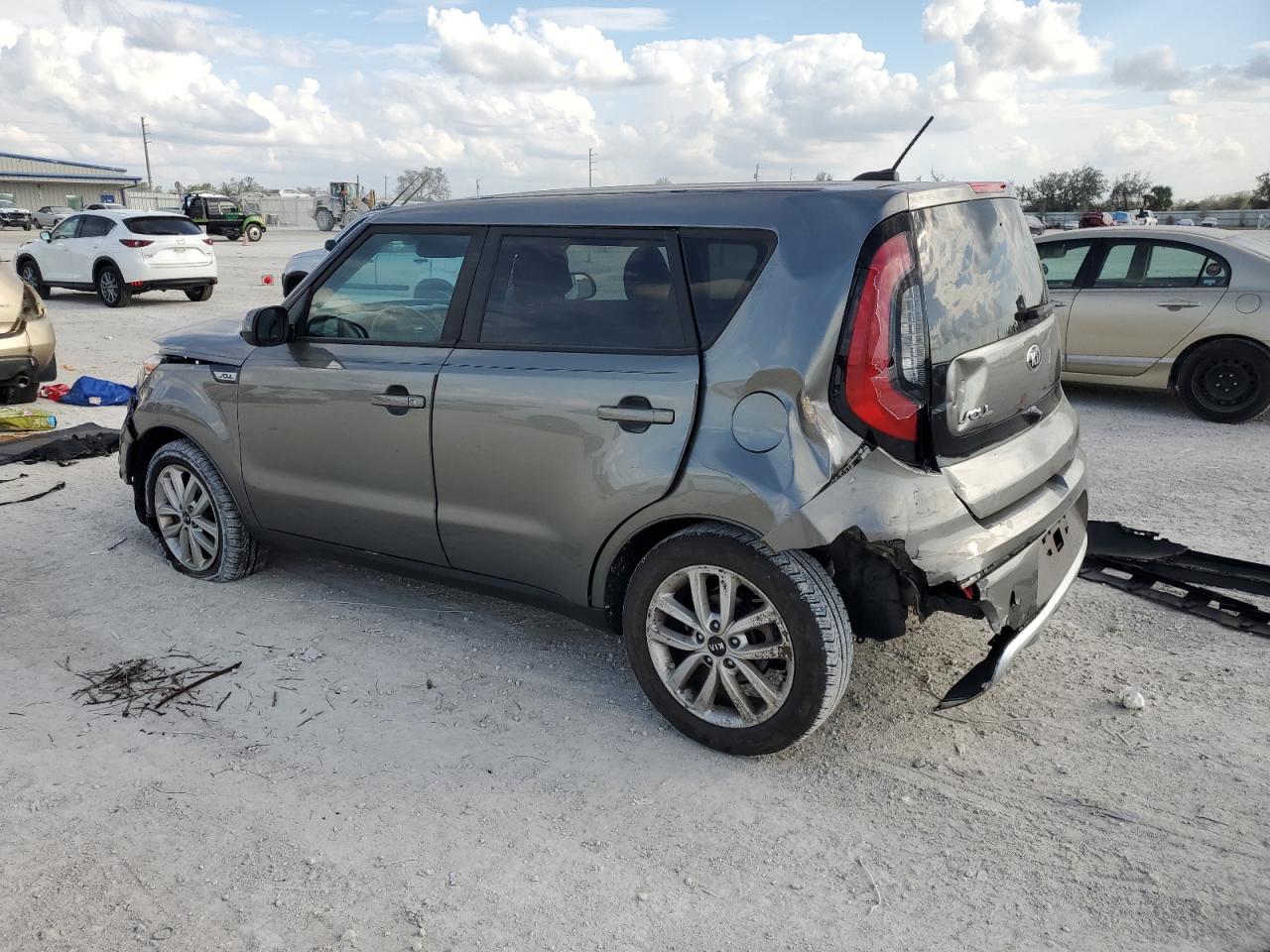 2017 Kia Soul - Image 2