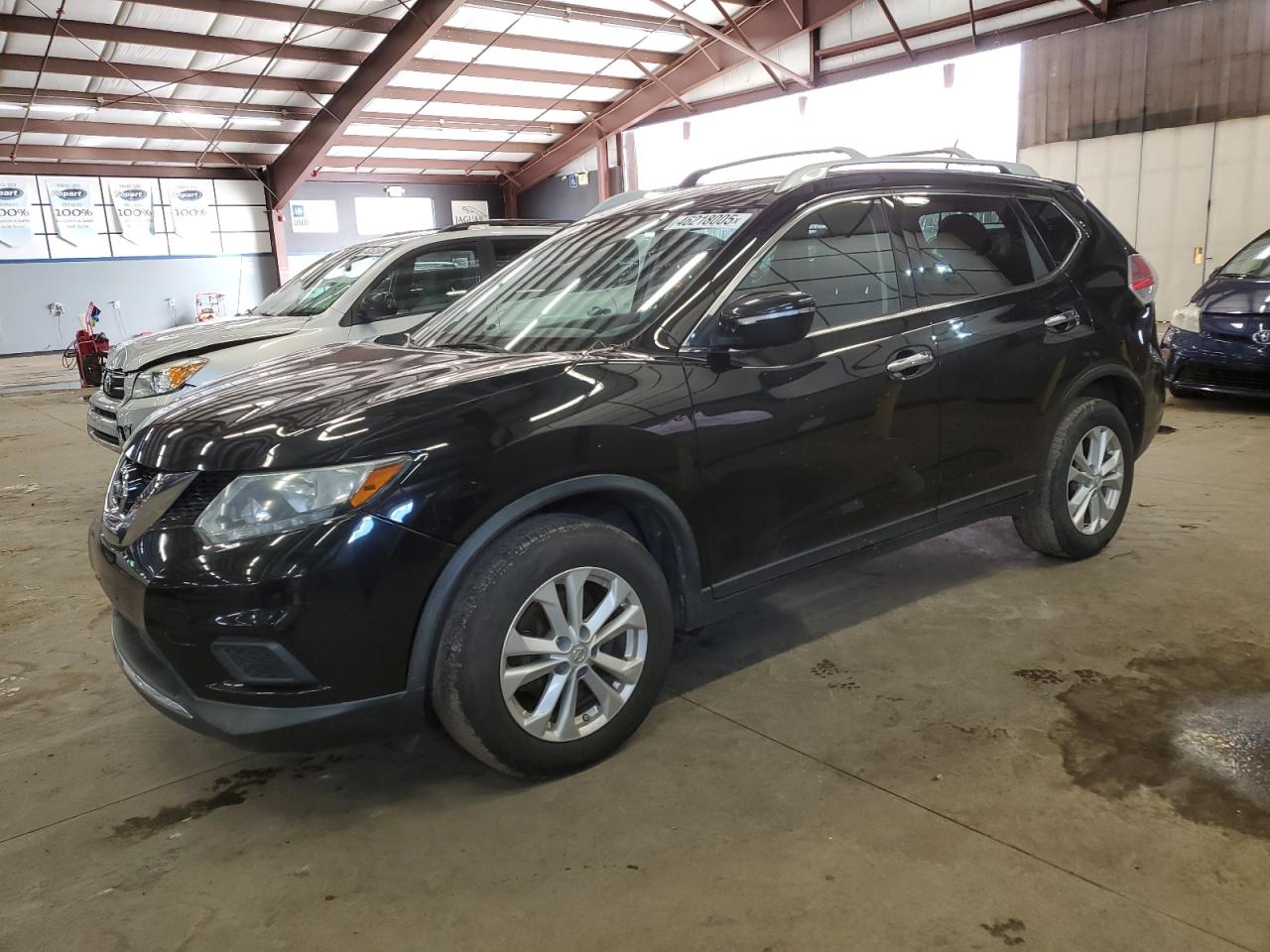 2015 Nissan Rogue - Image 1