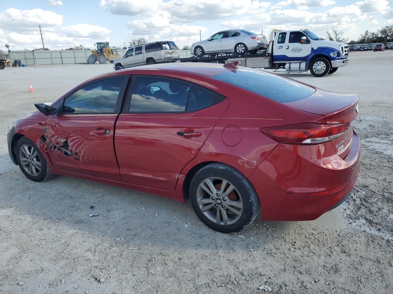 2017 Hyundai Elantra - Image 2