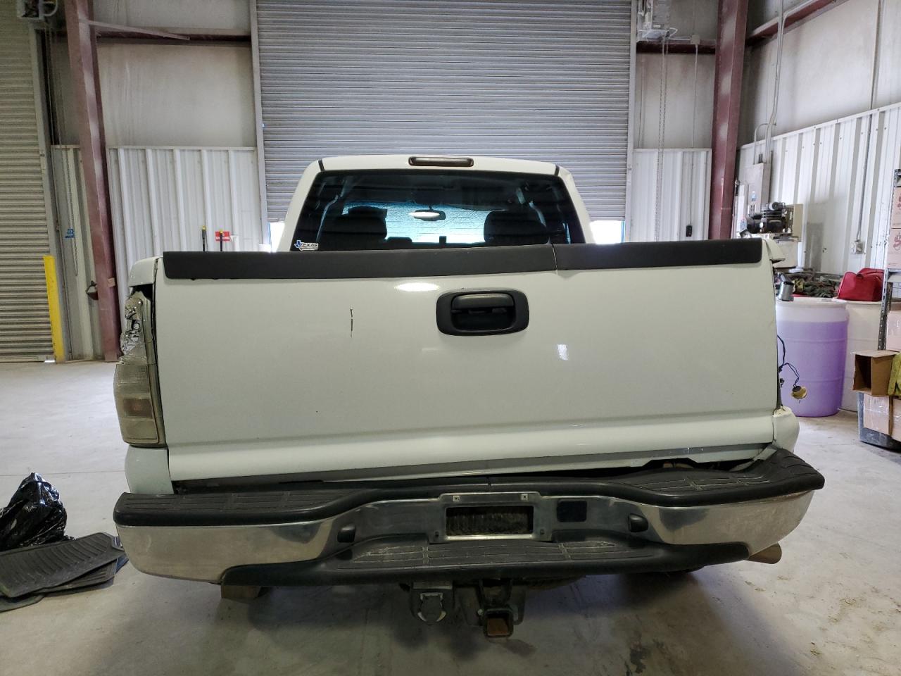 2006 GMC Sierra - Image 6