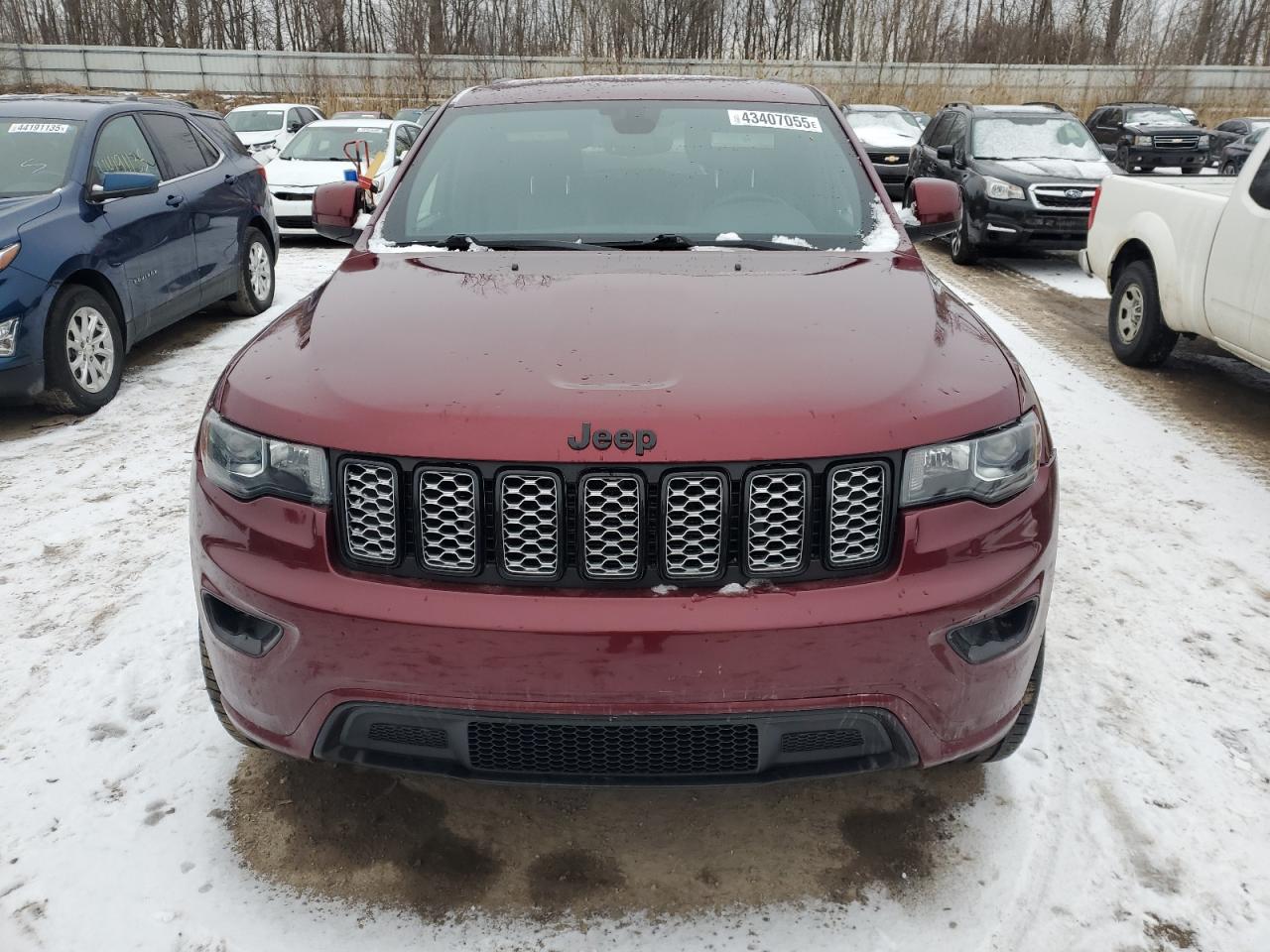 2018 Jeep Grand Cherokee - Image 5