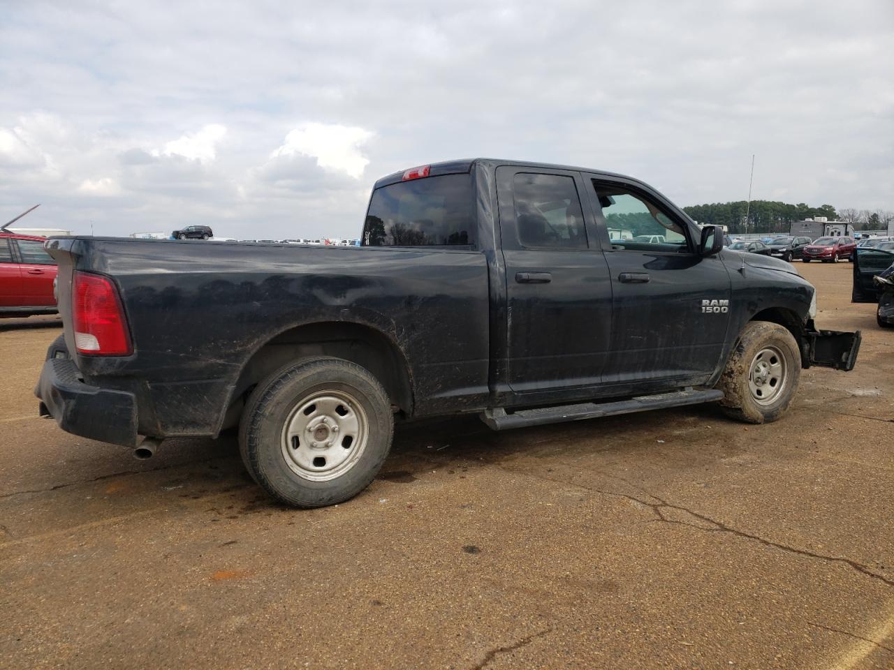 2018 RAM 1500 - Image 3