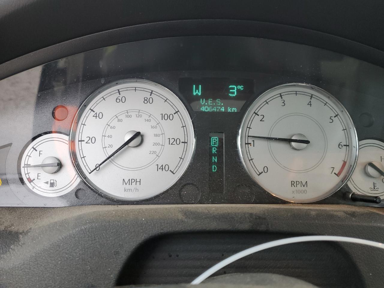 2006 Chrysler 300 - Image 9