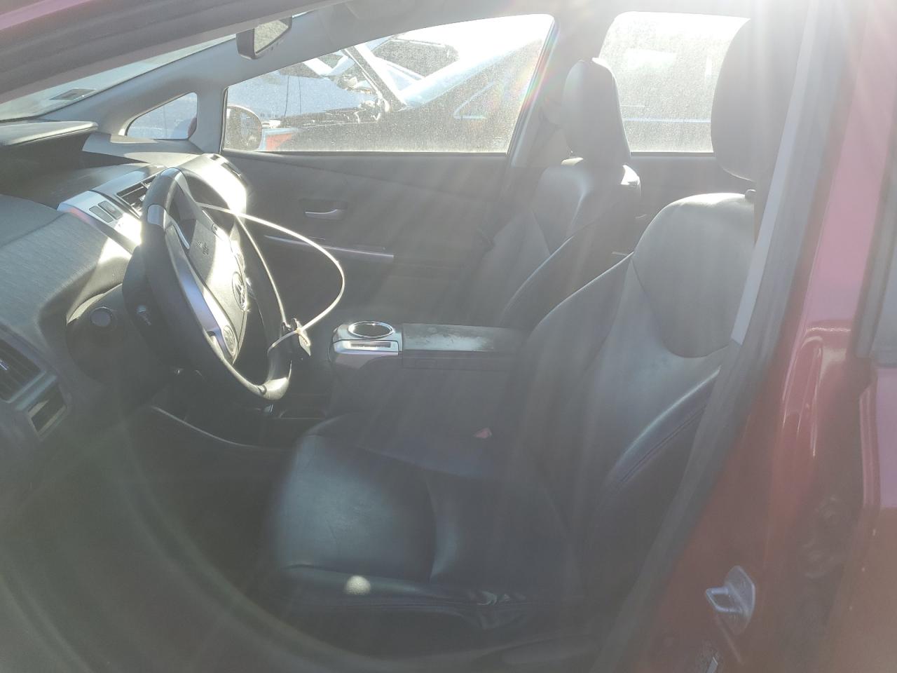 2012 Toyota Prius - Image 7