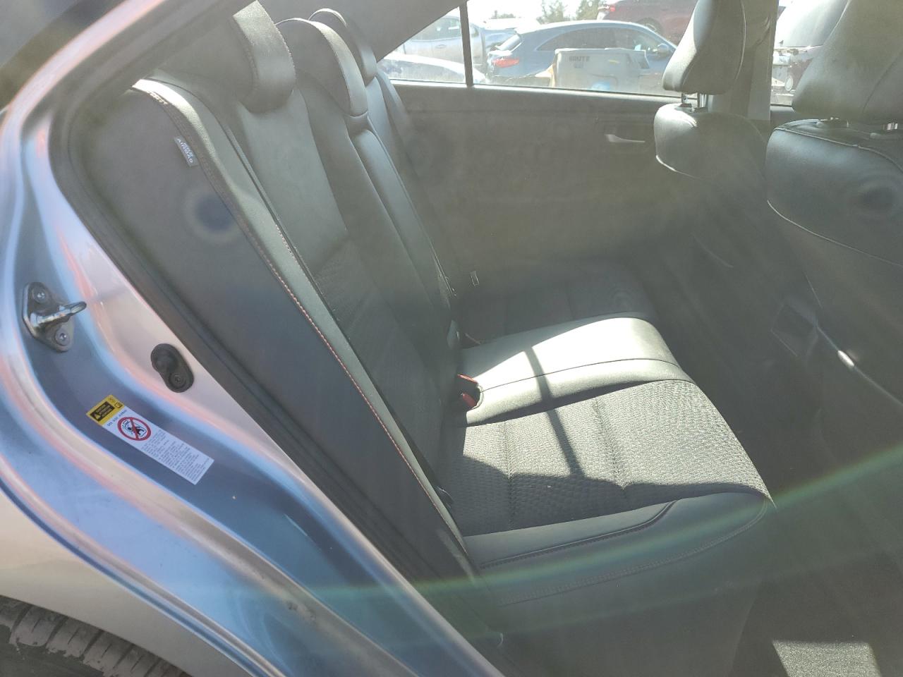 2015 Toyota Camry - Image 10