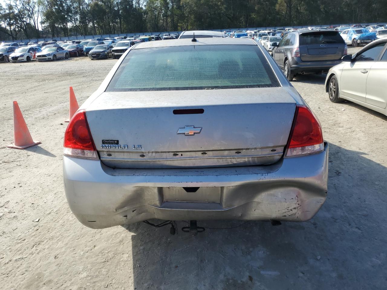 2006 Chevrolet Impala - Image 6