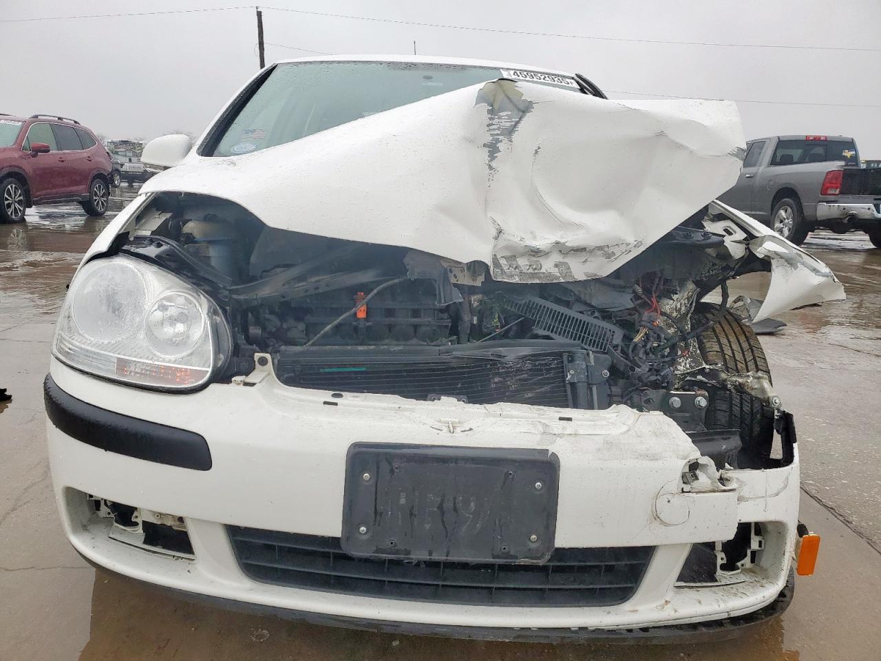 2009 Volkswagen Golf - Image 5