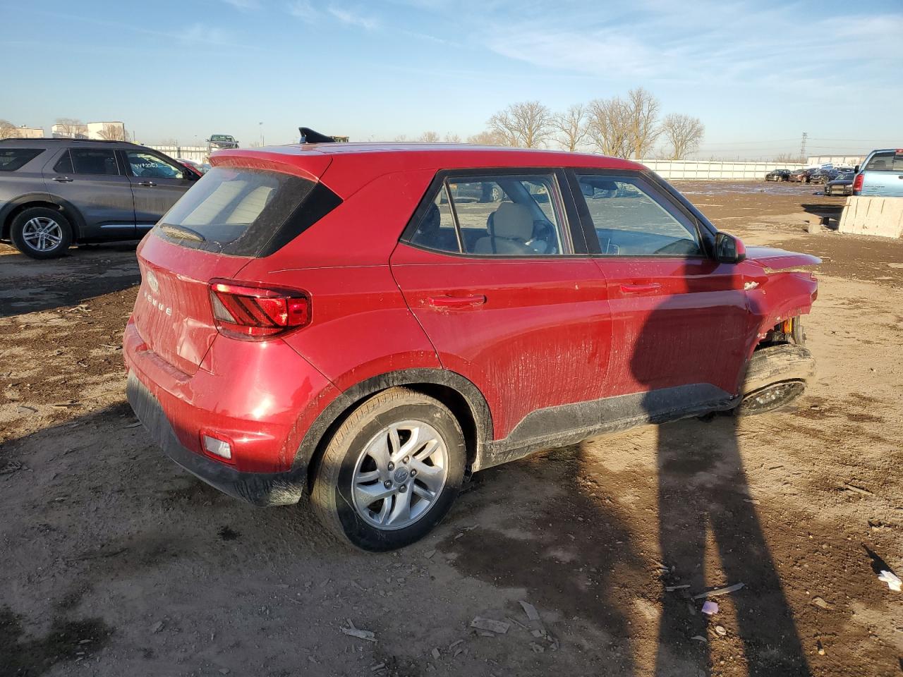 2022 Hyundai Venue - Image 3