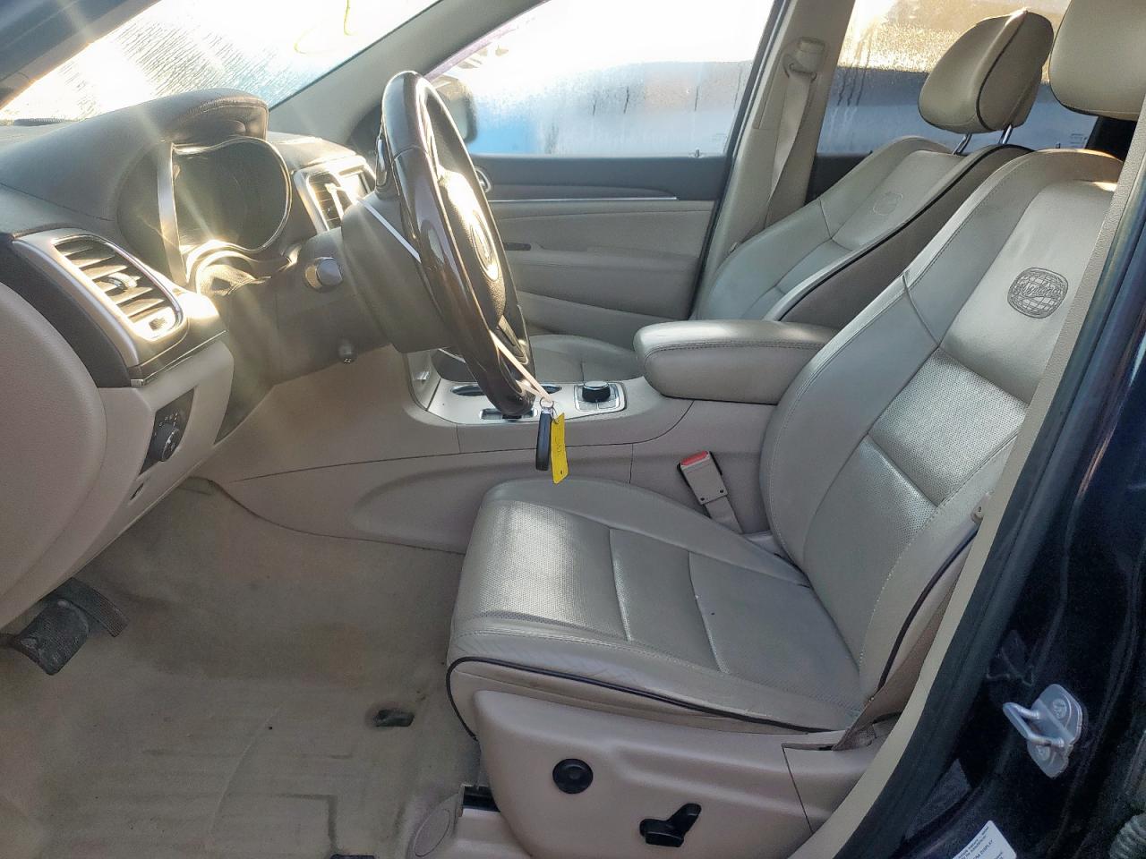 2014 Jeep Grand Cherokee - Image 7