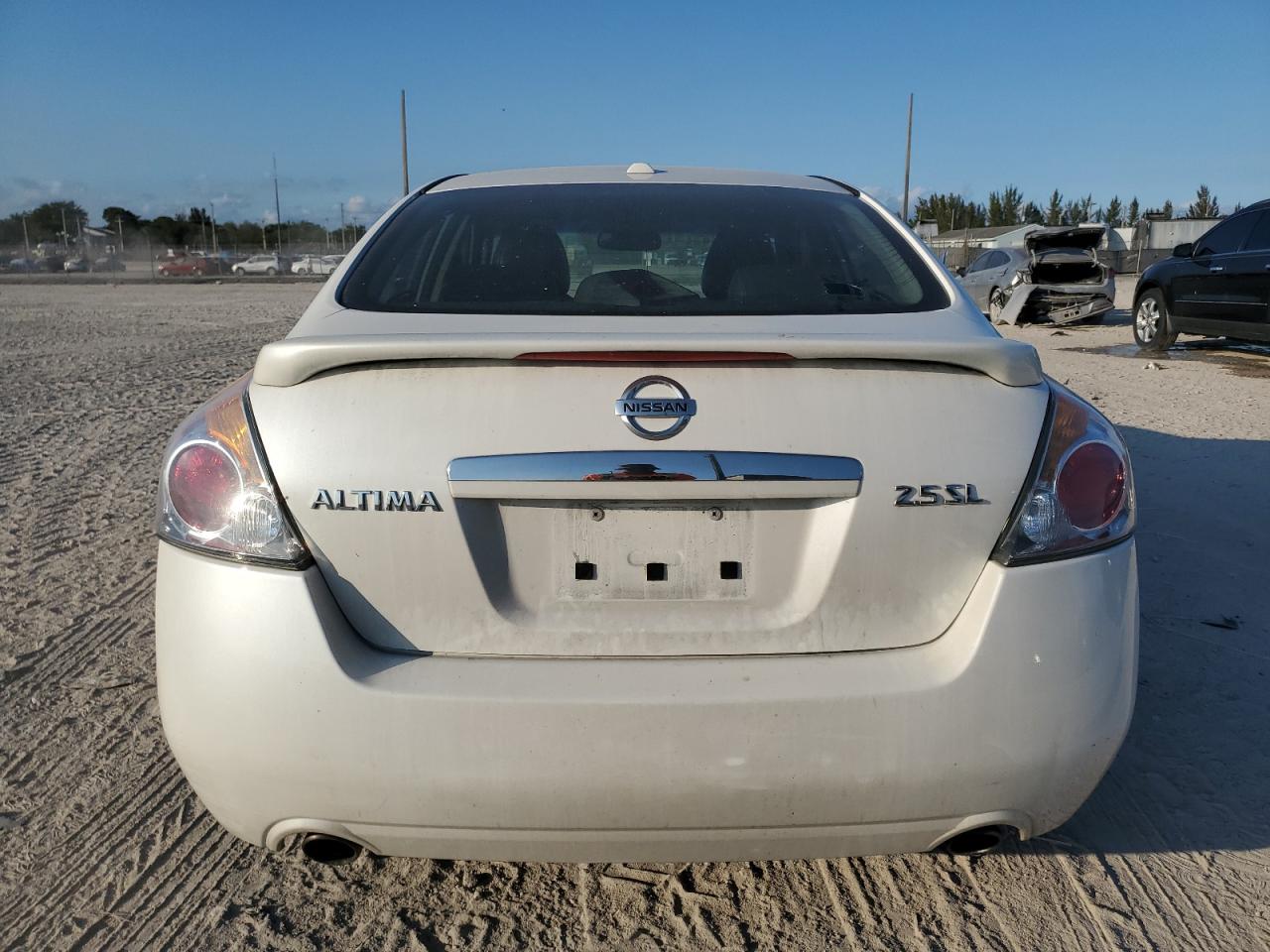 2009 Nissan Altima - Image 6