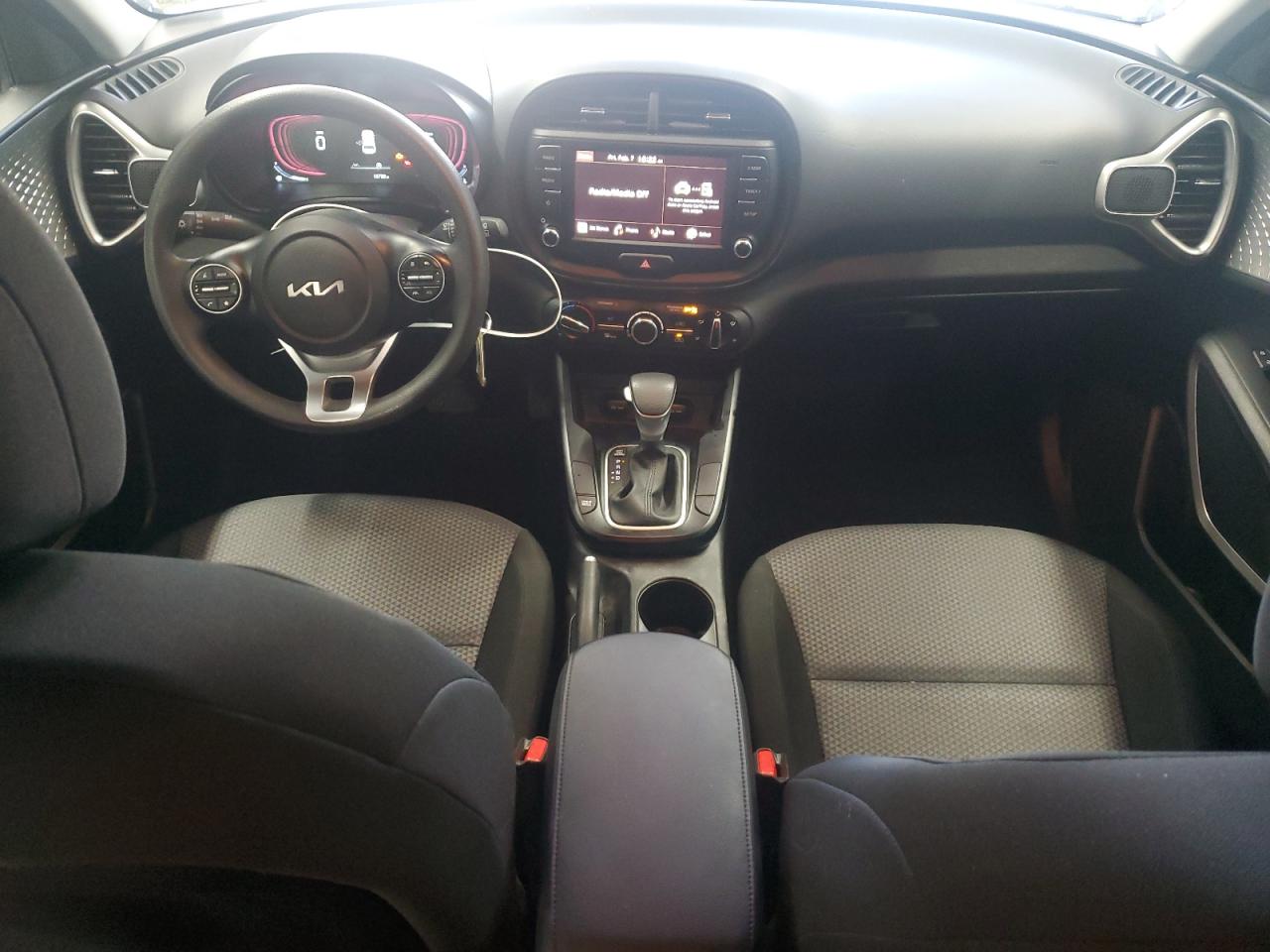 2024 Kia Soul - Image 8