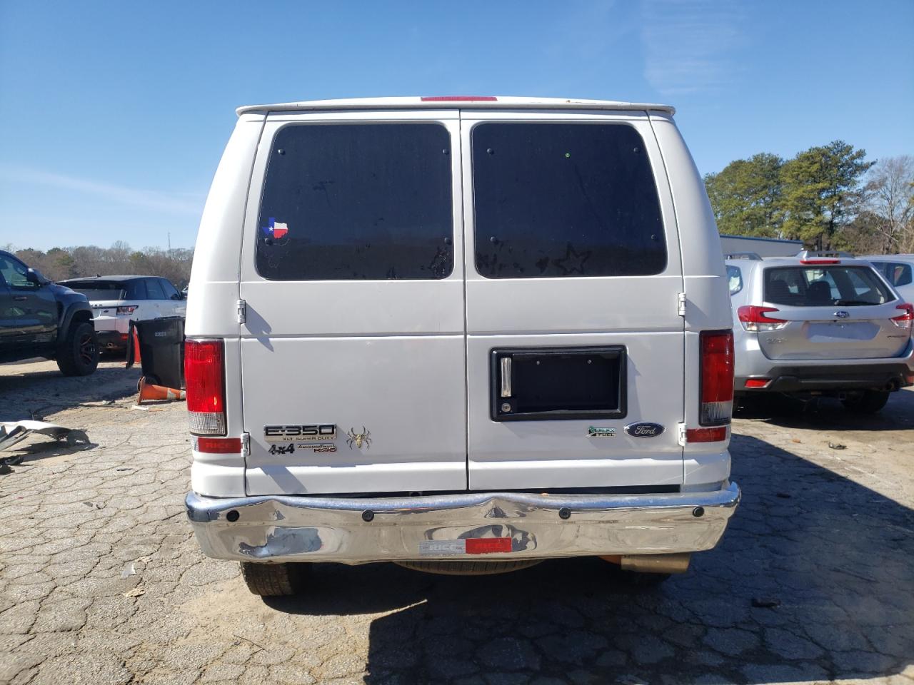 2014 Ford Econoline - Image 6