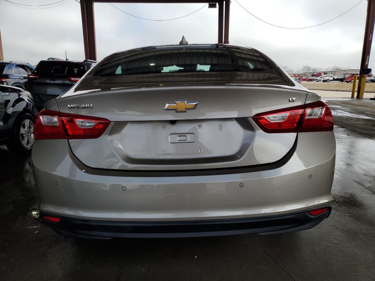 2023 Chevrolet Malibu - Image 6