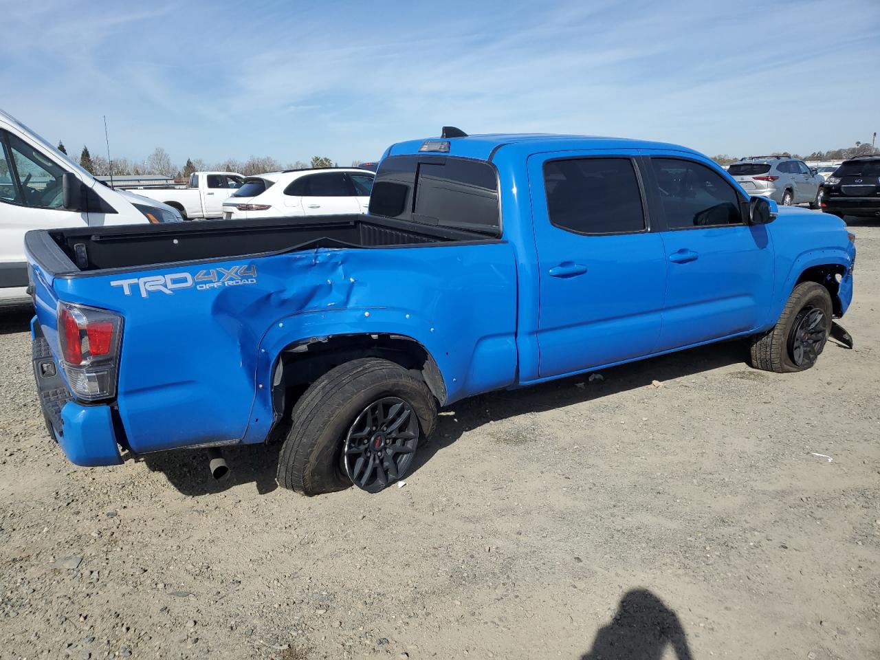 2021 Toyota Tacoma - Image 3