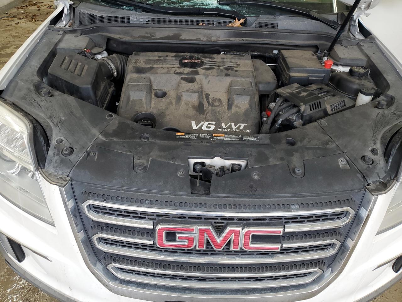 2017 GMC Terrain - Image 12